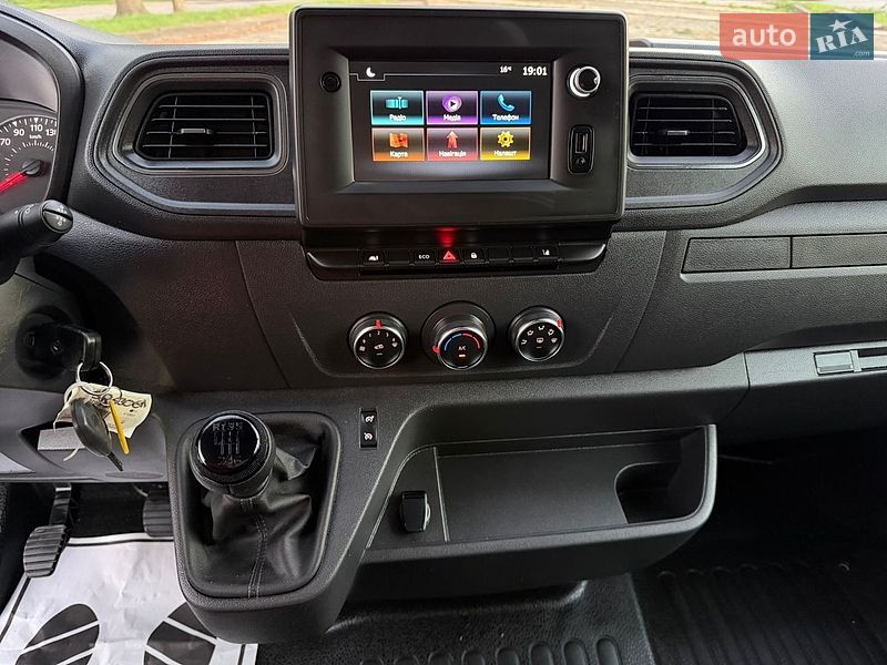 Микроавтобус грузовой (до 3,5т) Renault Master 2023 в Дубно