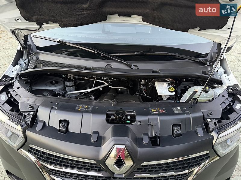 Микроавтобус грузовой (до 3,5т) Renault Master 2023 в Дубно