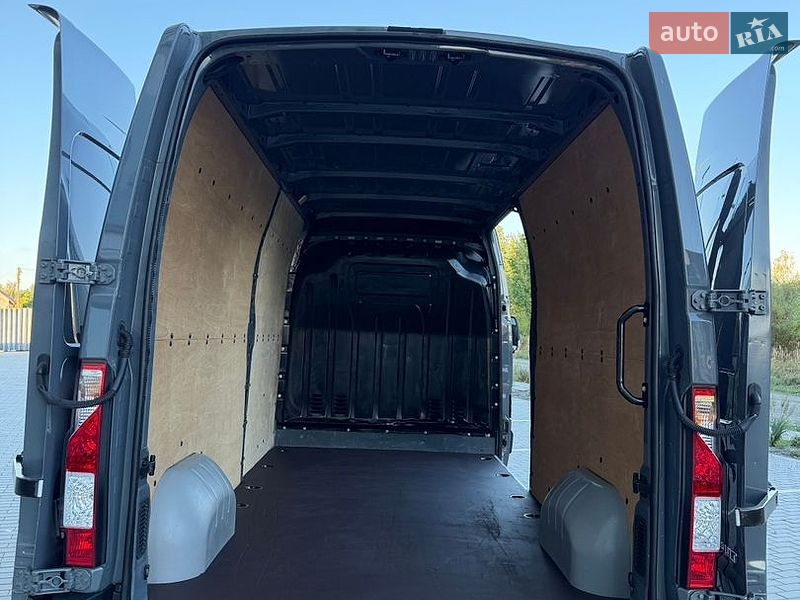 Вантажний фургон Renault Master 2023 в Ковелі