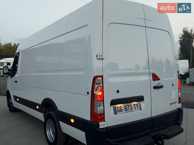 Грузовой фургон Renault Master 2022 в Львове