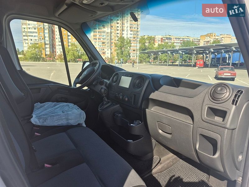 Грузовой фургон Renault Master 2019 в Киеве