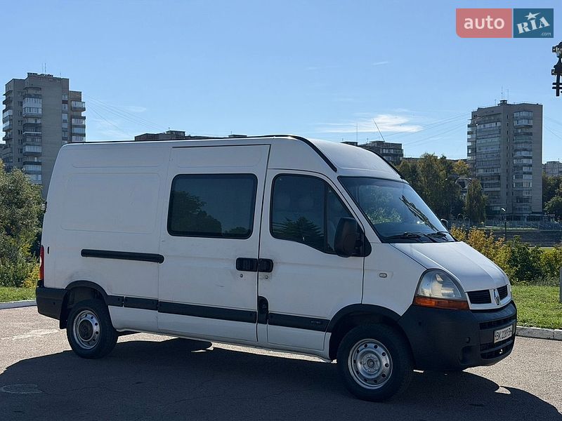 Вантажний фургон Renault Master 2006 в Рівному