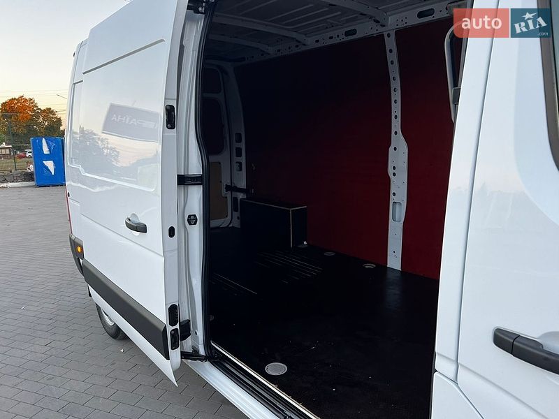 Мікроавтобус вантажний (до 3,5т) Renault Master 2023 в Умані