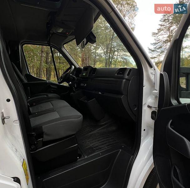 Тентованый Renault Master 2021 в Ковеле