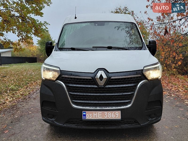 Вантажний фургон Renault Master 2023 в Івано-Франківську