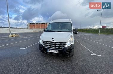 Вантажний фургон Renault Master 2013 в Львові