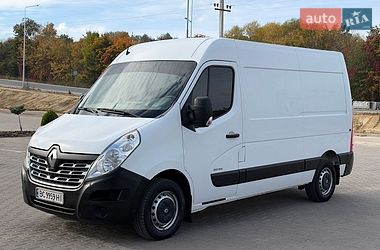 Вантажний фургон Renault Master 2017 в Львові