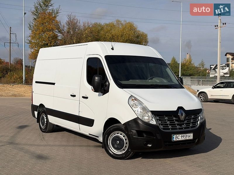 Вантажний фургон Renault Master 2017 в Львові