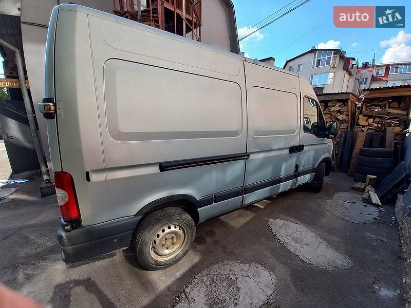 Вантажний фургон Renault Master 2006 в Тернополі