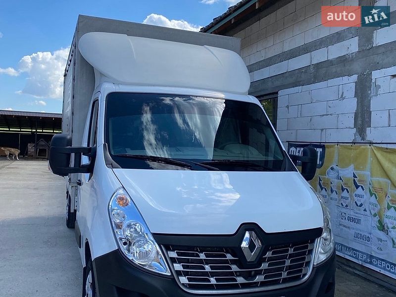 Тентованый Renault Master 2017 в Иршаве