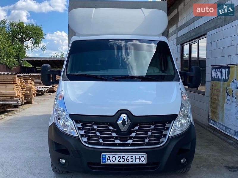 Тентованый Renault Master 2017 в Иршаве