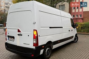 Грузовой фургон Renault Master 2015 в Львове