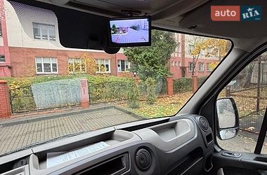 Грузовой фургон Renault Master 2015 в Львове