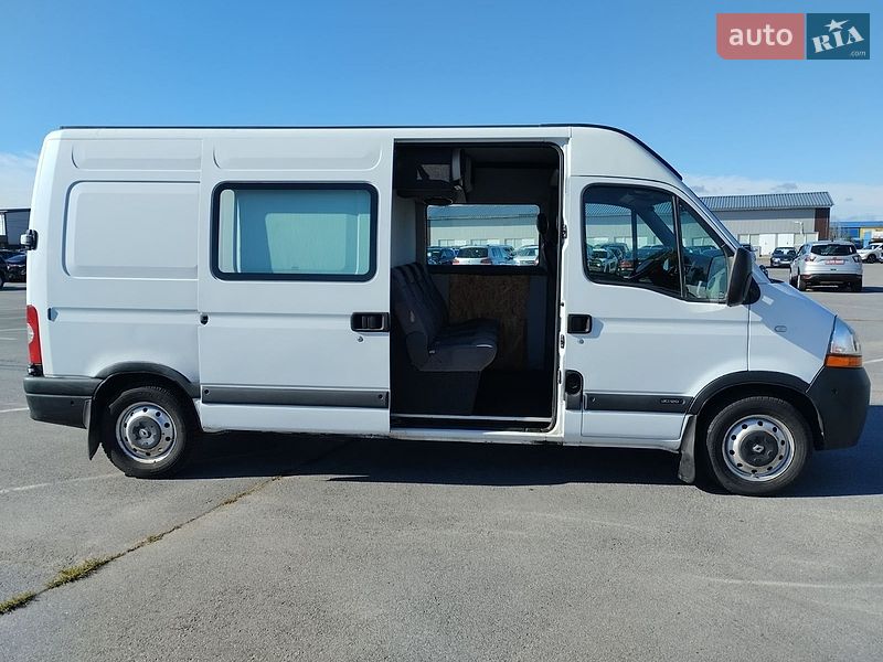 Грузопассажирский фургон Renault Master 2009 в Житомире