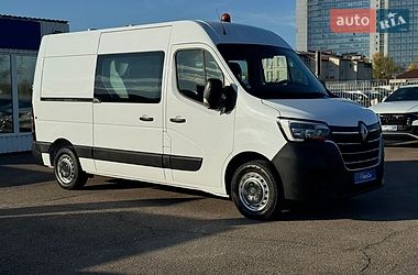 Вантажопасажирський фургон Renault Master 2020 в Києві