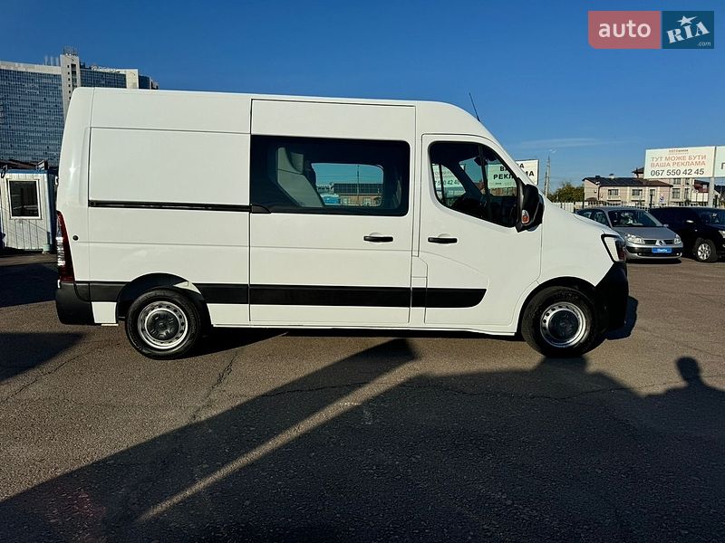 Грузопассажирский фургон Renault Master 2020 в Киеве