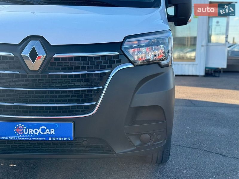 Вантажопасажирський фургон Renault Master 2020 в Києві
