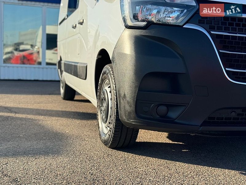 Вантажопасажирський фургон Renault Master 2020 в Києві