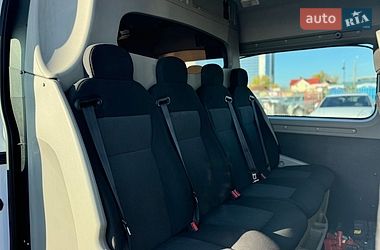 Вантажопасажирський фургон Renault Master 2020 в Києві