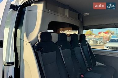 Вантажопасажирський фургон Renault Master 2020 в Києві