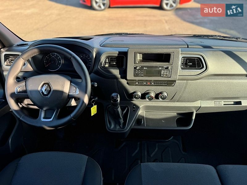 Вантажопасажирський фургон Renault Master 2020 в Києві