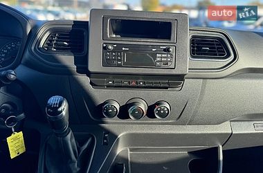 Вантажопасажирський фургон Renault Master 2020 в Києві