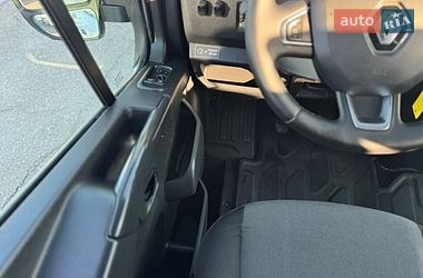 Вантажопасажирський фургон Renault Master 2020 в Києві