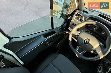 Вантажопасажирський фургон Renault Master 2020 в Києві