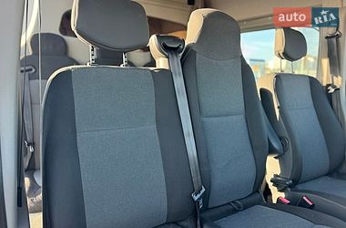 Вантажопасажирський фургон Renault Master 2020 в Києві