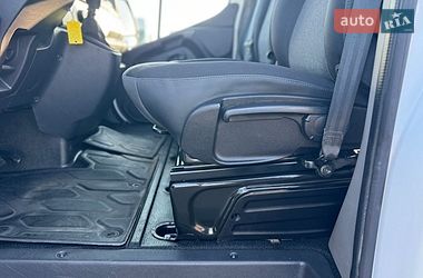 Вантажопасажирський фургон Renault Master 2020 в Києві