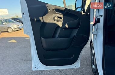 Грузопассажирский фургон Renault Master 2020 в Киеве