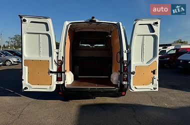 Вантажопасажирський фургон Renault Master 2020 в Києві