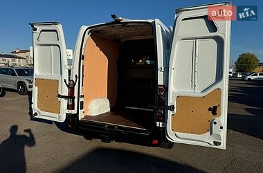 Вантажопасажирський фургон Renault Master 2020 в Києві