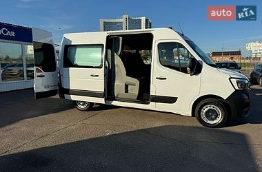 Грузопассажирский фургон Renault Master 2020 в Киеве