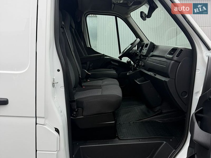Вантажний фургон Renault Master 2021 в Ковелі
