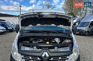 Вантажний фургон Renault Master 2018 в Хусті