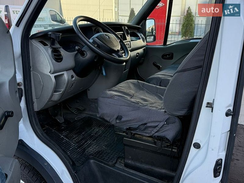Минивэн Renault Master 2006 в Киеве