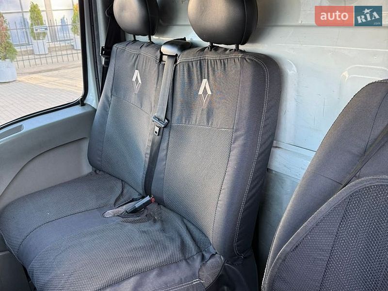 Минивэн Renault Master 2006 в Киеве