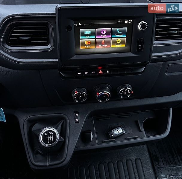 Вантажний фургон Renault Master 2021 в Луцьку