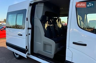 Грузопассажирский фургон Renault Master 2018 в Киеве