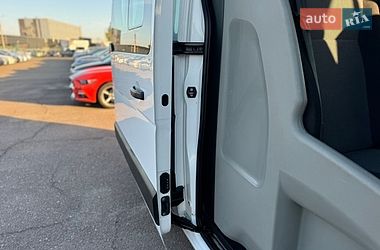 Грузопассажирский фургон Renault Master 2018 в Киеве