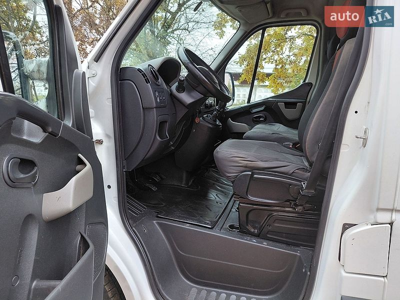 Грузовой фургон Renault Master 2014 в Ивано-Франковске