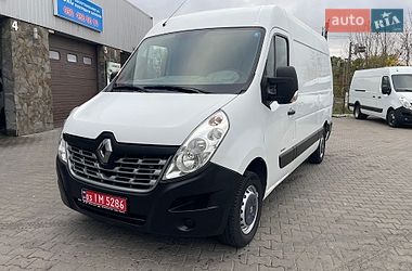 Вантажний фургон Renault Master 2015 в Луцьку