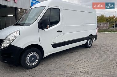 Вантажний фургон Renault Master 2015 в Луцьку