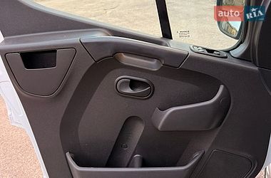 Грузовой фургон Renault Master 2019 в Бердичеве