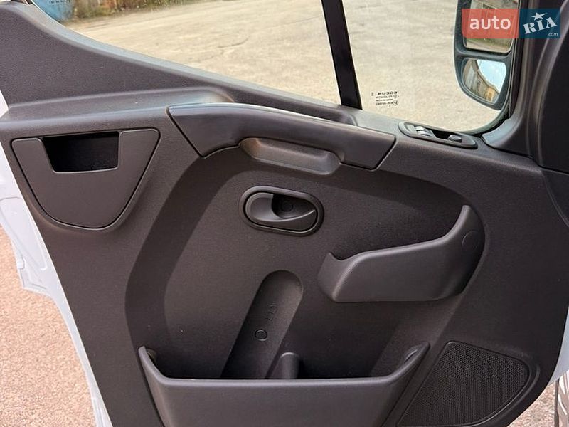 Грузовой фургон Renault Master 2019 в Бердичеве