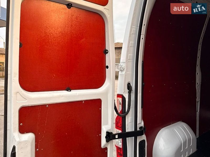 Грузовой фургон Renault Master 2019 в Бердичеве