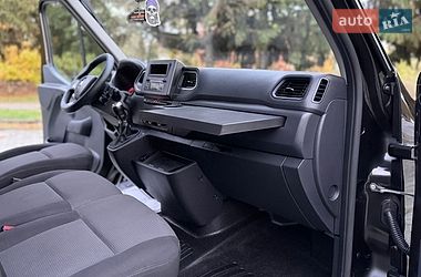 Грузовой фургон Renault Master 2021 в Дубно