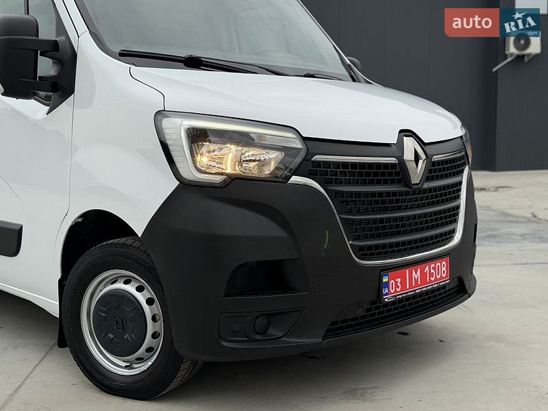 Грузовой фургон Renault Master 2022 в Дубно