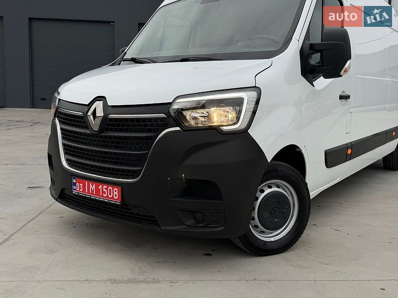 Грузовой фургон Renault Master 2022 в Дубно